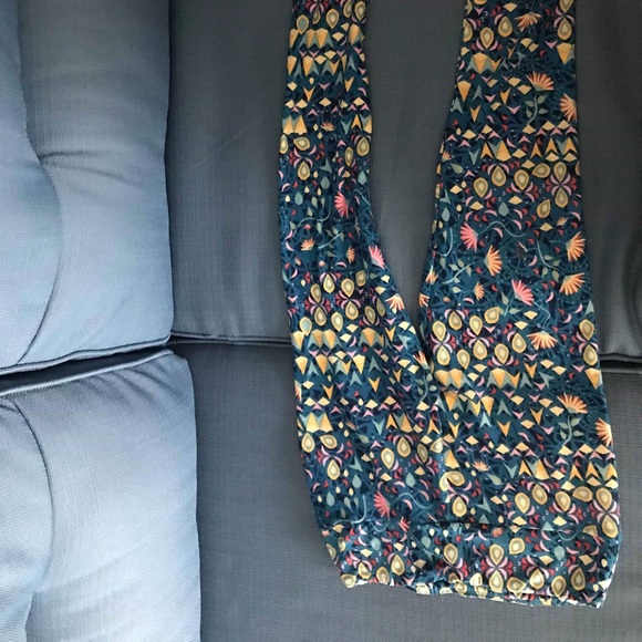 Clothes - Picture 4 of 8